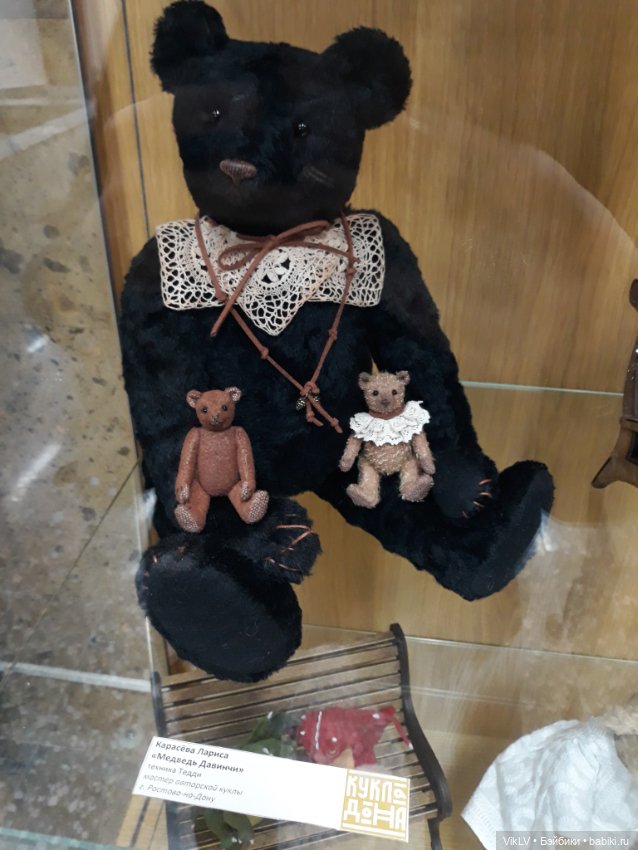 Фаня на выставке "Кукла Дона"