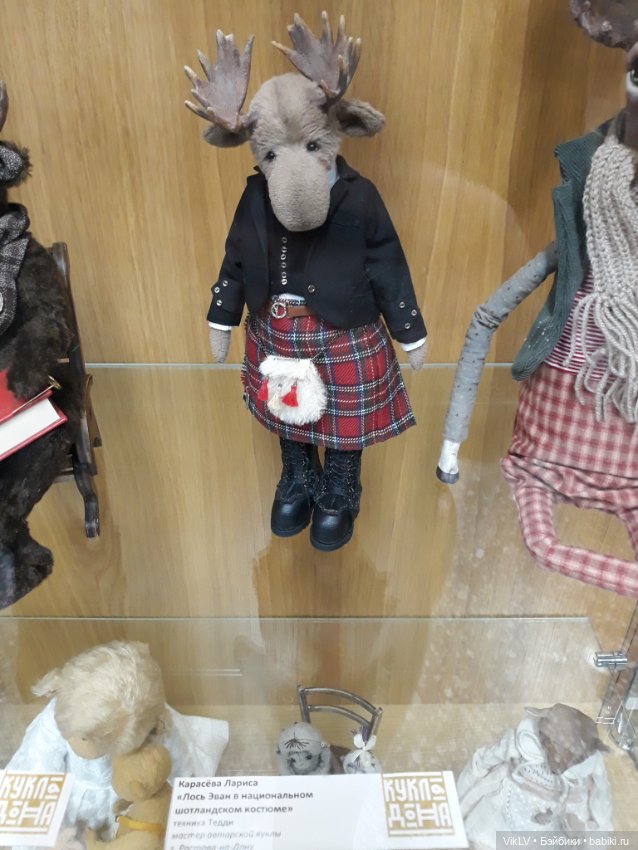 Фаня на выставке "Кукла Дона"