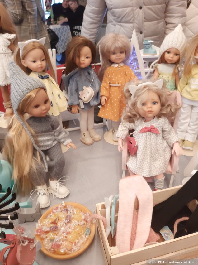 Ура !Выставка в Екатеринбурге "Кукла с мишкою" часть 1