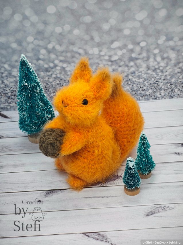Белочки — Вязаные игрушки и амигуруми: крючком