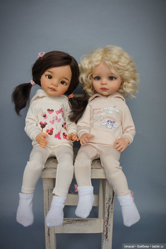 Сравнение двух авторских шарнирных тел для Paola Reina - Г.Карповой и Т.Бачуриной