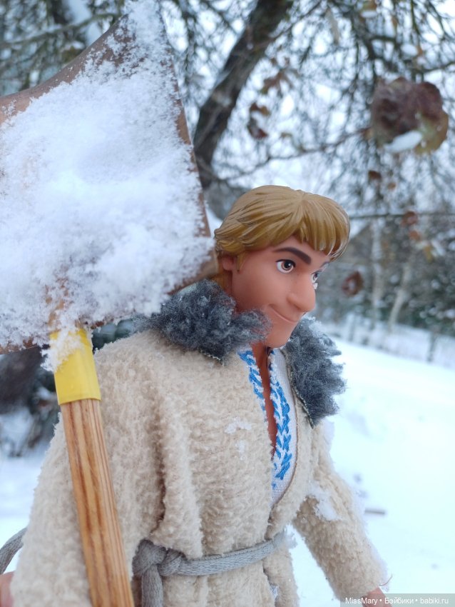 Как Ваня снег чистил — Куклы Disney Animators и Принцессы Диснея: Disney Store