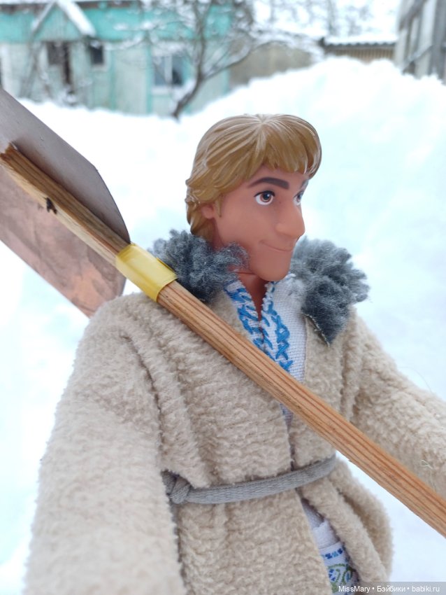 Как Ваня снег чистил — Куклы Disney Animators и Принцессы Диснея: Disney Store (фото 2)