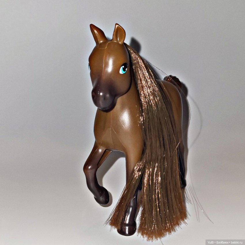 Еви и лошадки — Куклы Simba: Еви (Evi) и Штеффи (Steffi Love)