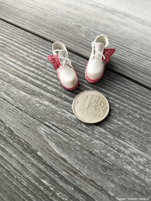Микро обувь для Поппи Паркер и Барби с плоской стопой