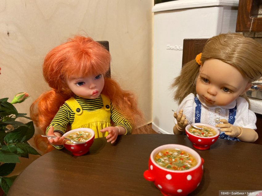 Варим суп — Куклы Paola Reina (Паола Рейна): новинки (фото 4)