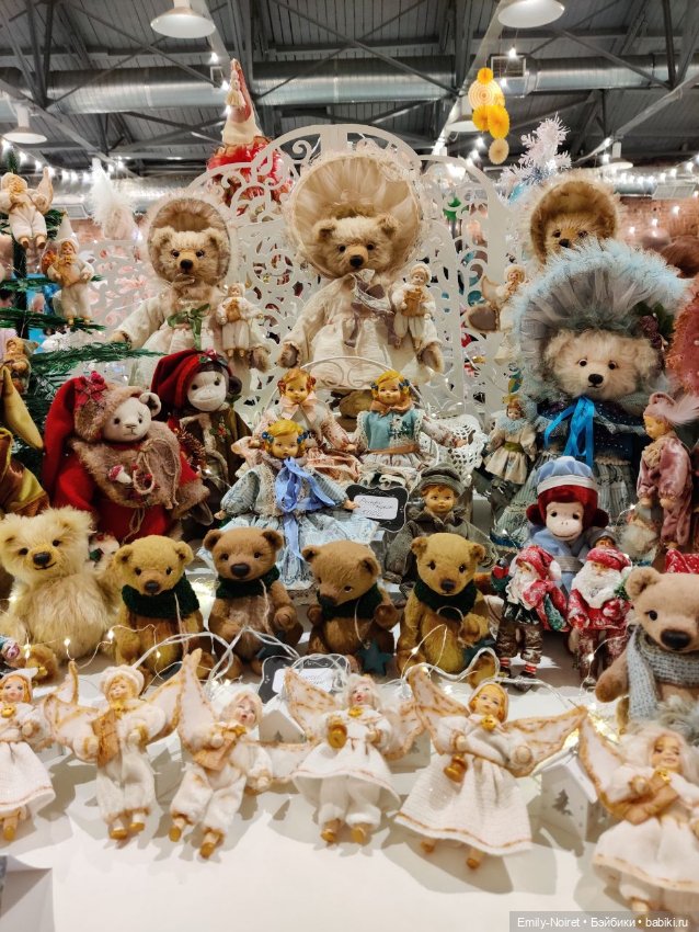 Выставка кукол в Севкабеле (Санкт-Петербург)