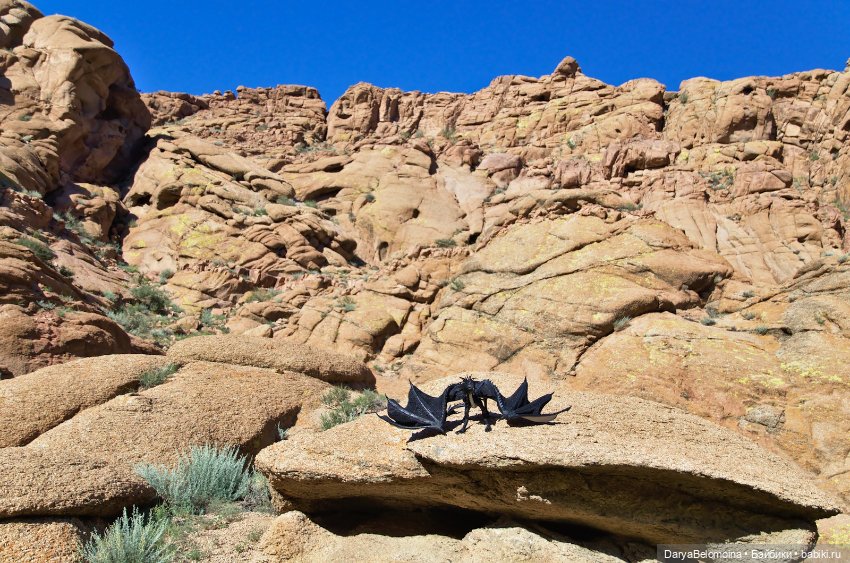 Черный дракон — Игрушки в смешанной технике (мех и глина): Арт