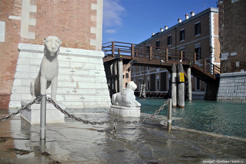 Тёплый ноябрь в Венеции. Блайз петит и необычная Frickers