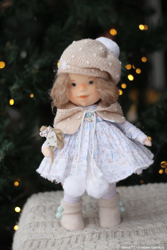 Девочка Зима — Авторские текстильные куклы: Вальдорфские (фото 10)