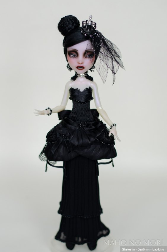 Черная шахматная Королева Арт проект: Алиса, сквозь зеркала (фото 8)