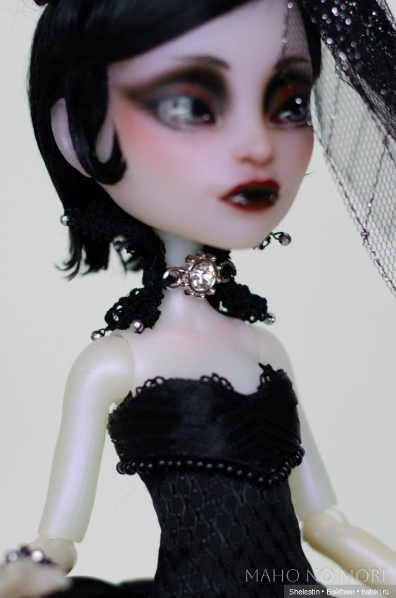 Черная шахматная Королева Арт проект: Алиса, сквозь зеркала (фото 7)