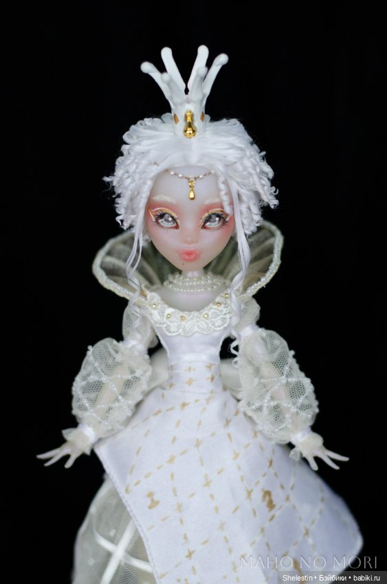 Белая шахматная Королева Арт проект: Алиса, сквозь зеркала (фото 5)