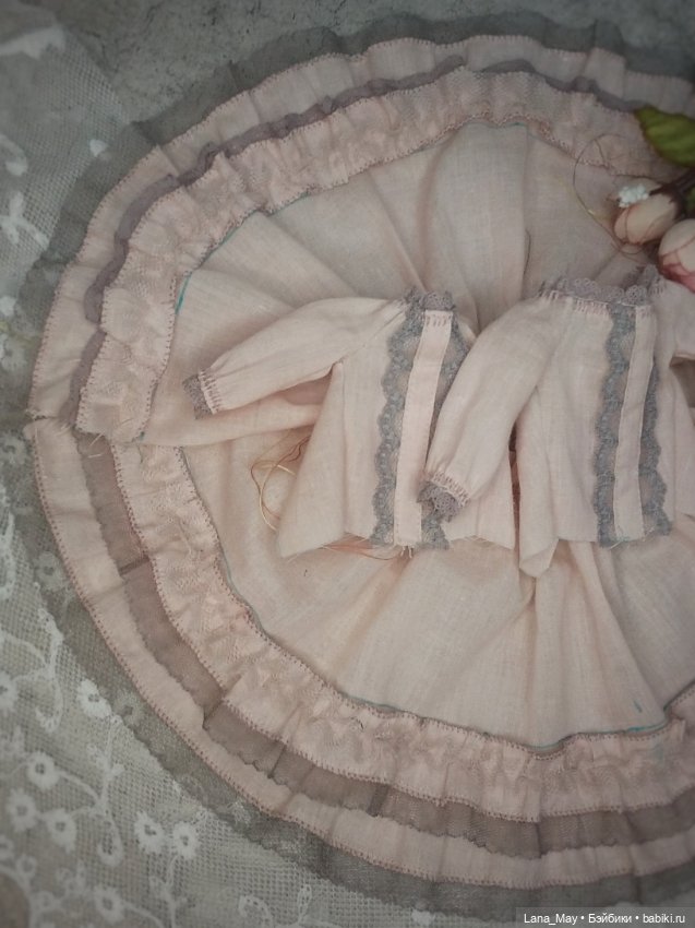 Рюшечки - кружавчики — Одежда и обувь для кукол своими руками: фото (фото 3)