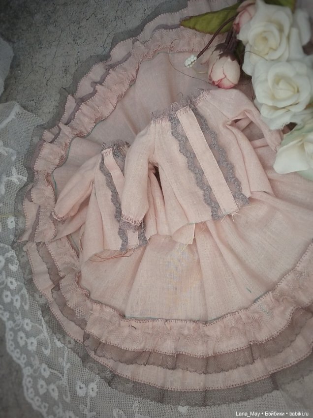 Рюшечки - кружавчики — Одежда и обувь для кукол своими руками: фото (фото 2)