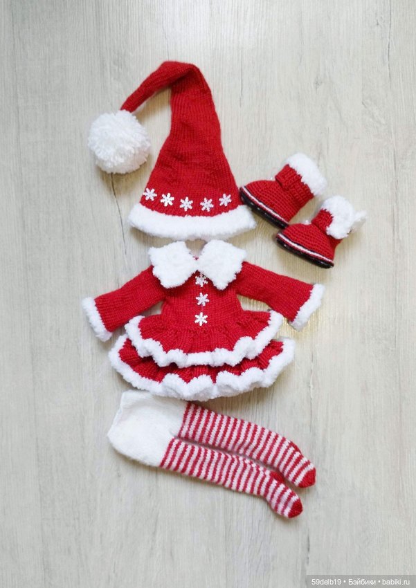 Новогодний костюм "Санта" для кукол паола рейна