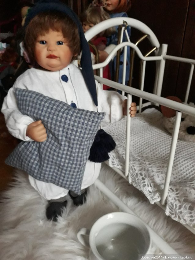 С Днем любителей поспать — Коллекции игровых кукол (Playline): фото полок (фото 5)