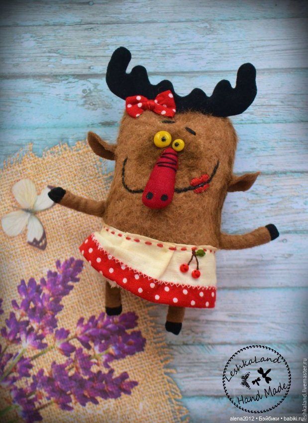 Лена Лешка и её игрушечный мир