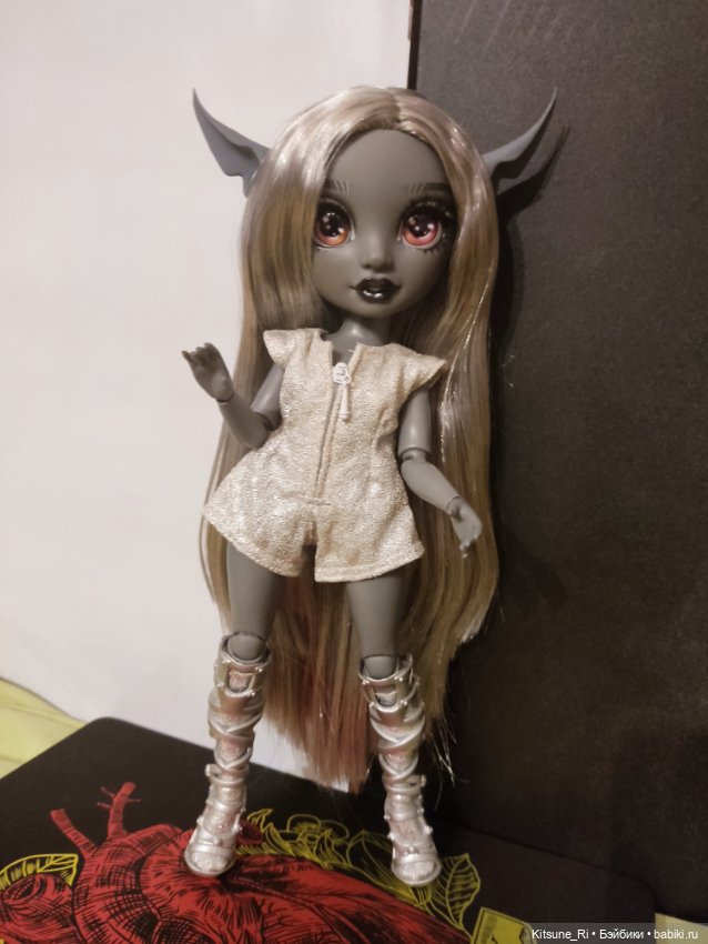 Две дамы прорвались в коллекцию (фото 6)