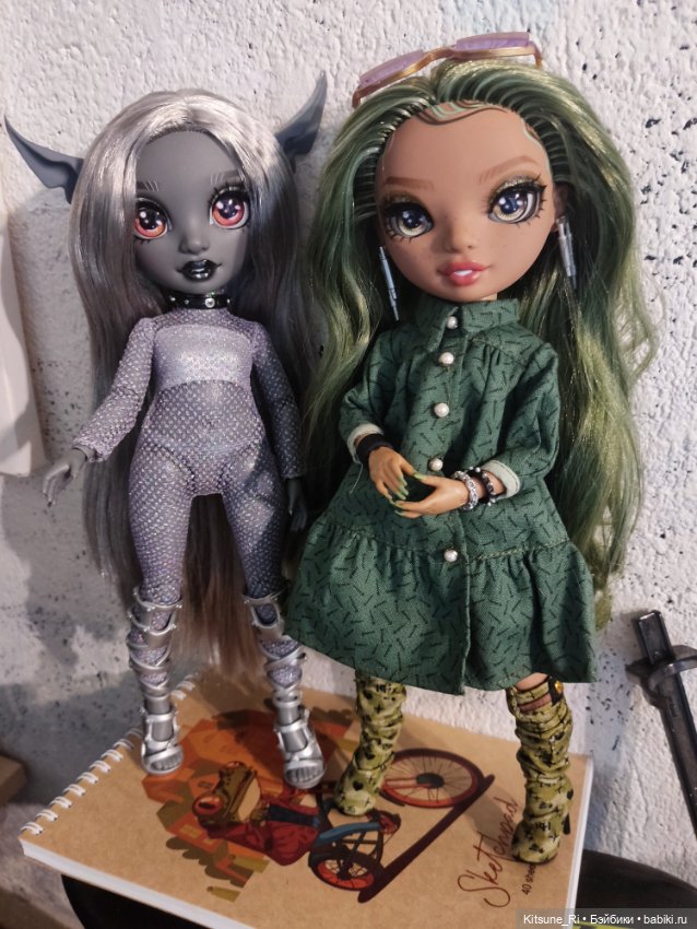 Две дамы прорвались в коллекцию