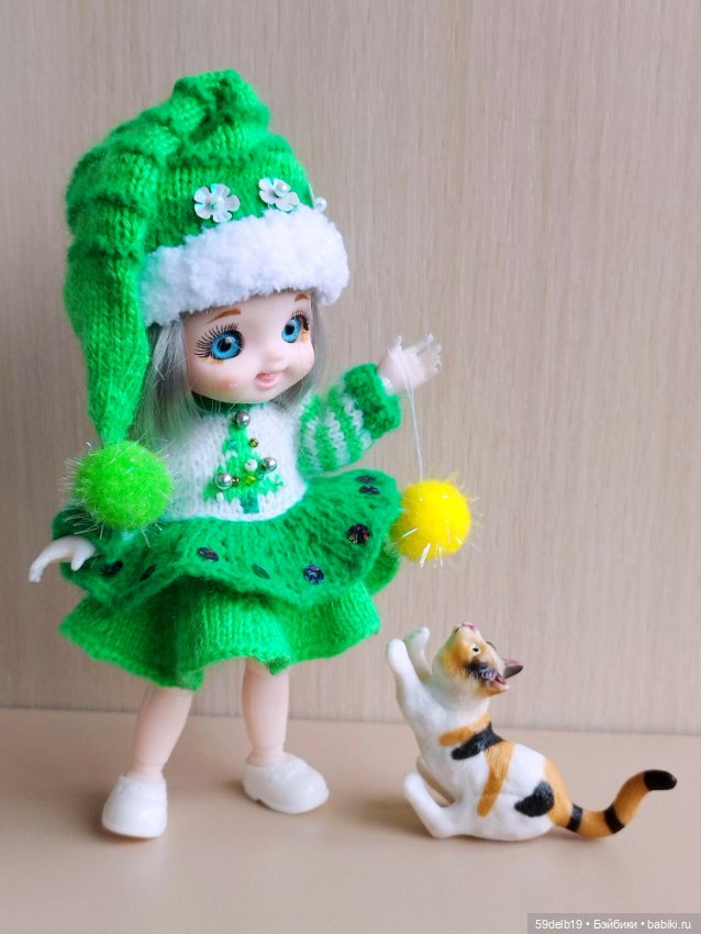 Новогодний костюм "Ёлочка" для баболей,Pukifee,Lati Yellow,Mead/Late,irreal doll ростом 15-16 см (фото 6)