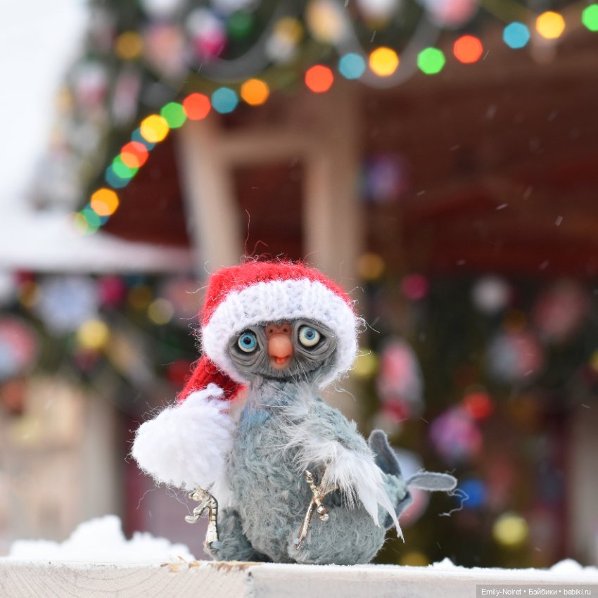 ГУМ - ярмарка и елки — Коллекции игровых кукол (Playline): фото полок (фото 8)