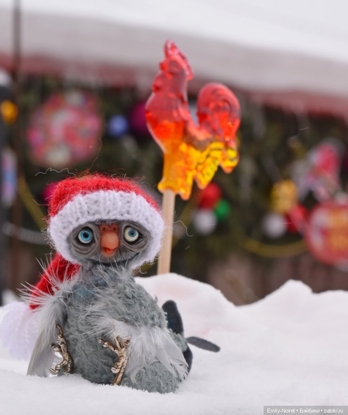 ГУМ - ярмарка и елки — Коллекции игровых кукол (Playline): фото полок (фото 3)