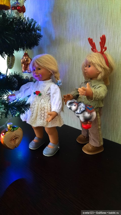 Украшаем маленькую елочку