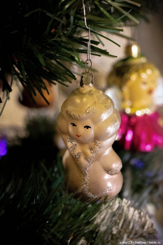 Елочные игрушки — Новый год и Рождество: праздничные фото кукол