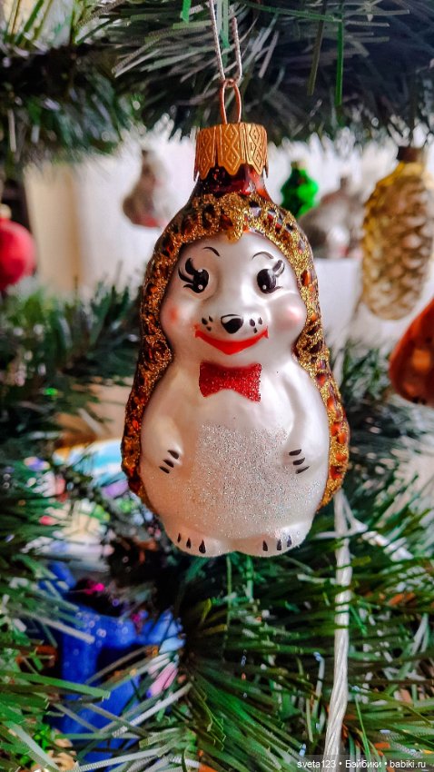 Елочные игрушки — Новый год и Рождество: праздничные фото кукол