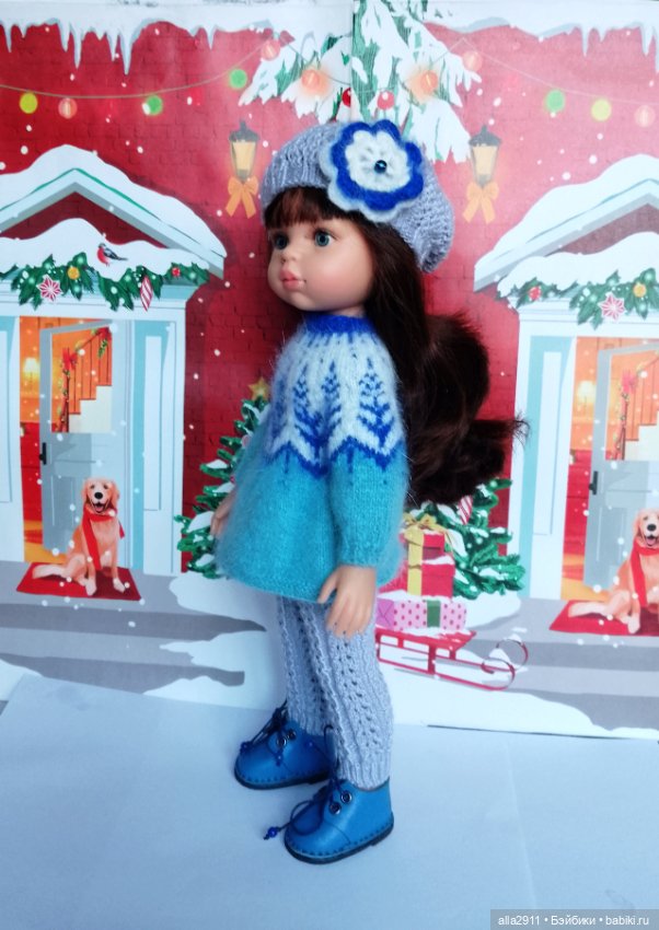 Вязаные костюмчики для двух милашек