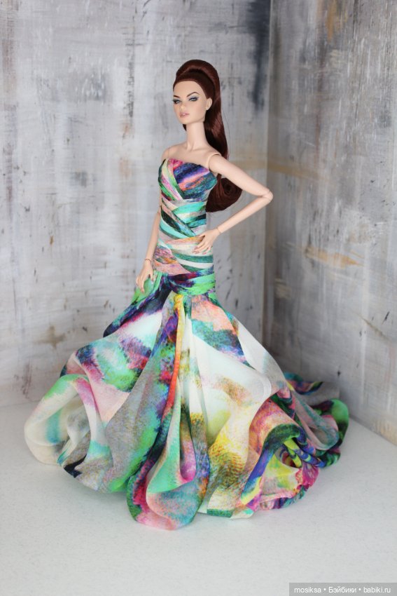 Новогодняя коллекция — Одежда и обувь для кукол своими руками: фото