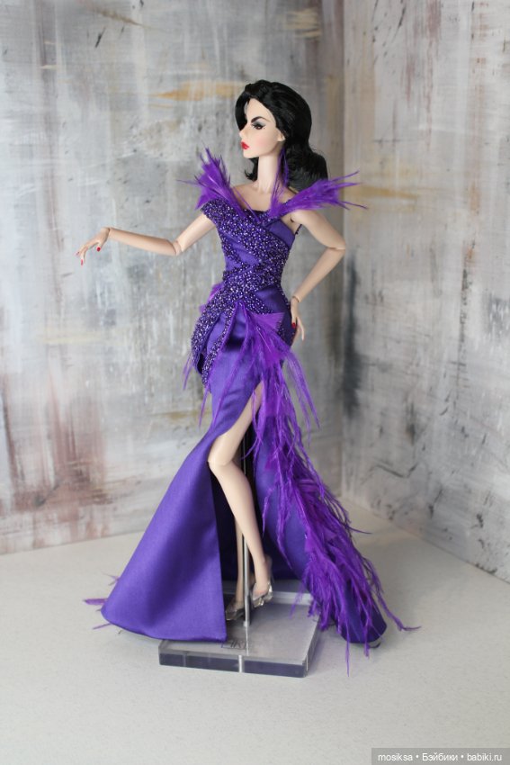 Новогодняя коллекция — Одежда и обувь для кукол своими руками: фото