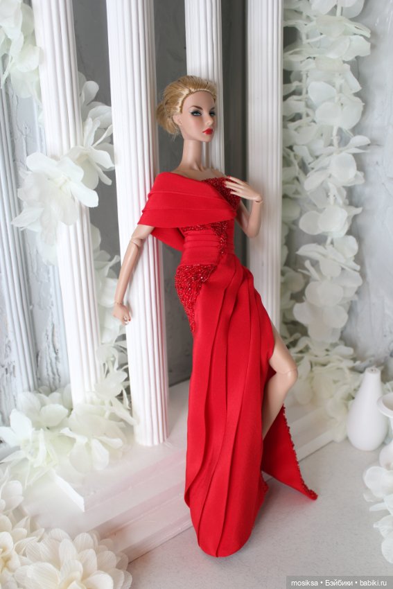 Новогодняя коллекция — Одежда и обувь для кукол своими руками: фото