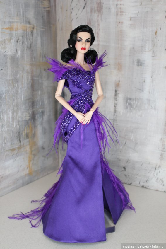 Новогодняя коллекция — Одежда и обувь для кукол своими руками: фото