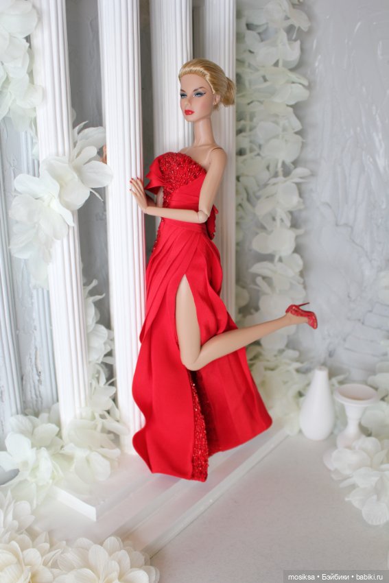 Новогодняя коллекция — Одежда и обувь для кукол своими руками: фото