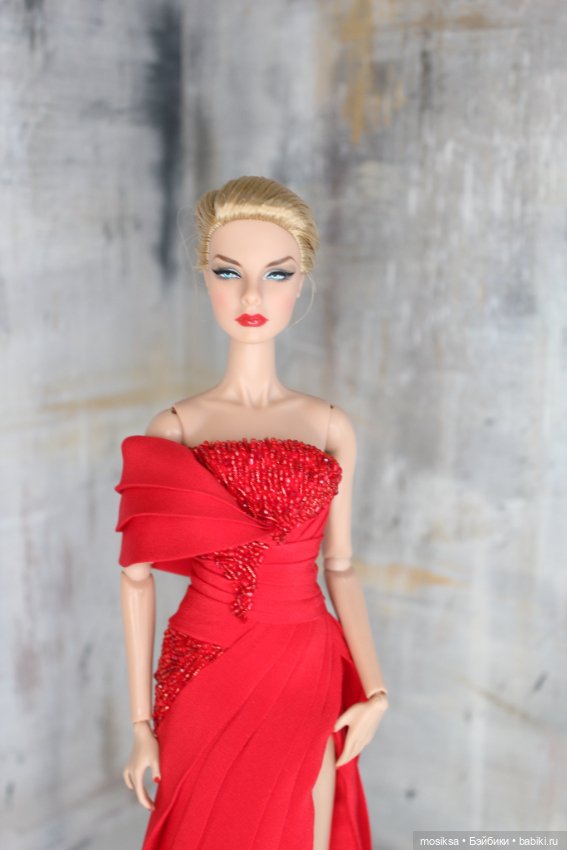 Новогодняя коллекция — Одежда и обувь для кукол своими руками: фото