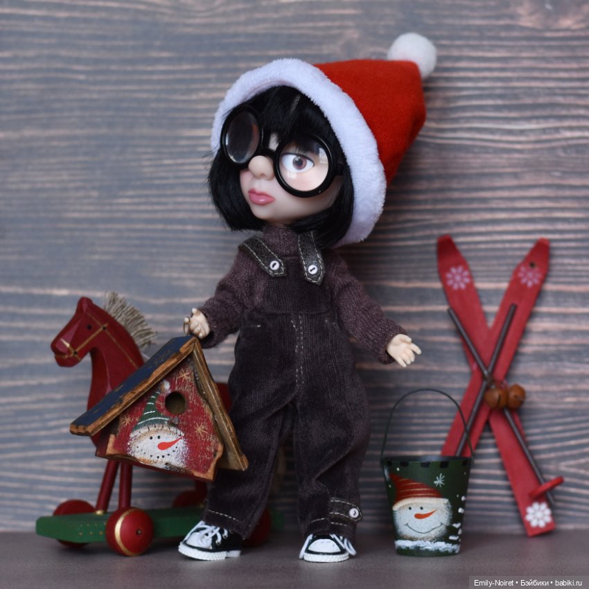 Новогодняя Эдна — Кукла Эдна Мод (Edna Mode): Суперсемейка (The Incredibles) (фото 2)