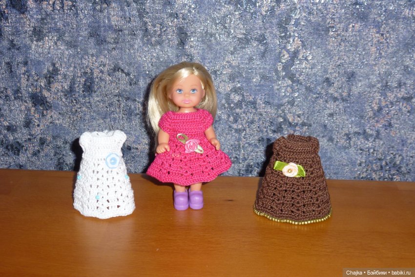 Вязаные платья на кукол Evi simba — Еви (11 см) (фото 4)