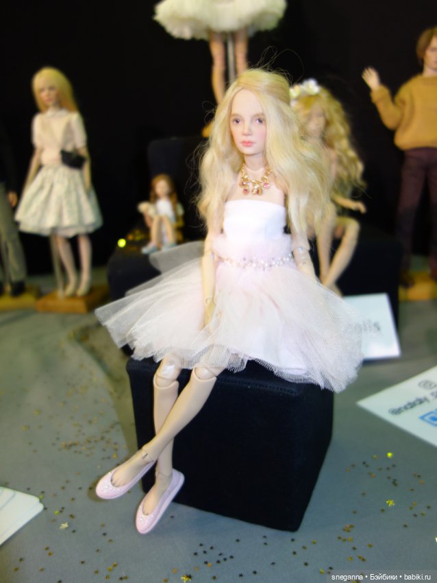 В гостях у сказки. Выставка кукол в Экспоцентре 2023 (фото 10)