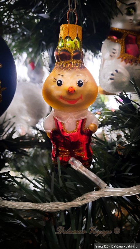 Елочные игрушки — Новый год и Рождество: праздничные фото кукол
