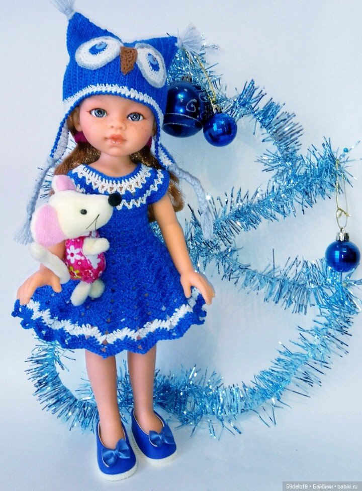 Листаем семейный альбом, смотрим новогодние фото прошлых лет