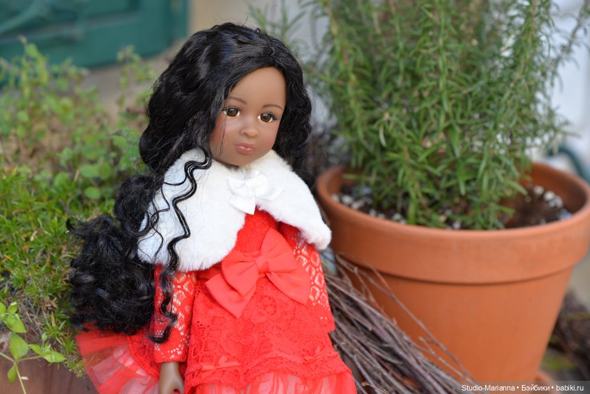 С наступающим Новым Годом и Рождеством от куколки Руби Ред