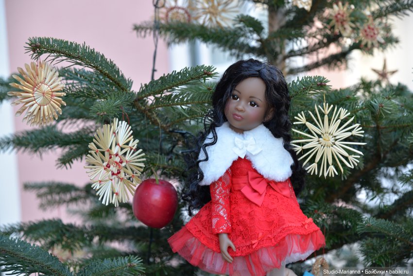 С наступающим Новым Годом и Рождеством от куколки Руби Ред