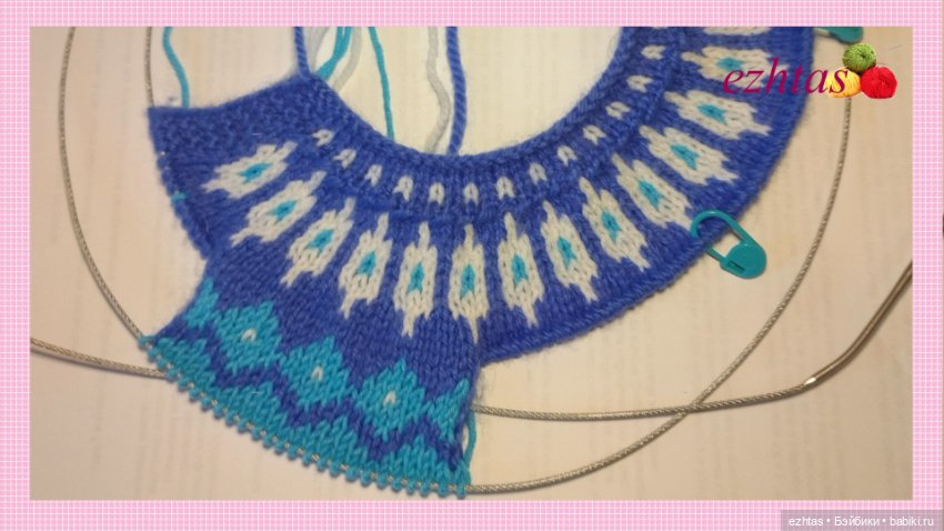 МК: Вязаное платье «Снегурочка» для кукол Reina del Norte (моя версия)