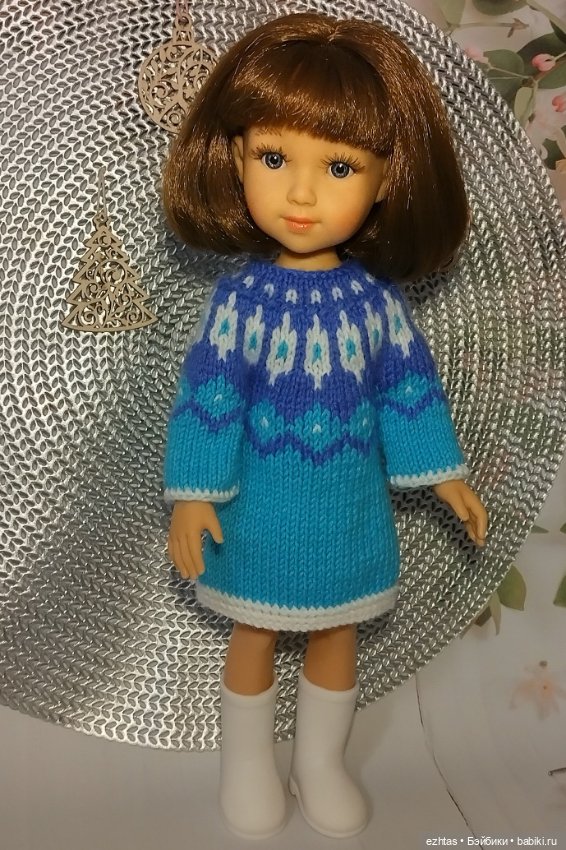 МК: Вязаное платье «Снегурочка» для кукол Reina del Norte (моя версия)