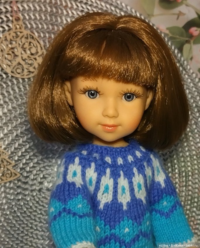 МК: Вязаное платье «Снегурочка» для кукол Reina del Norte (моя версия)