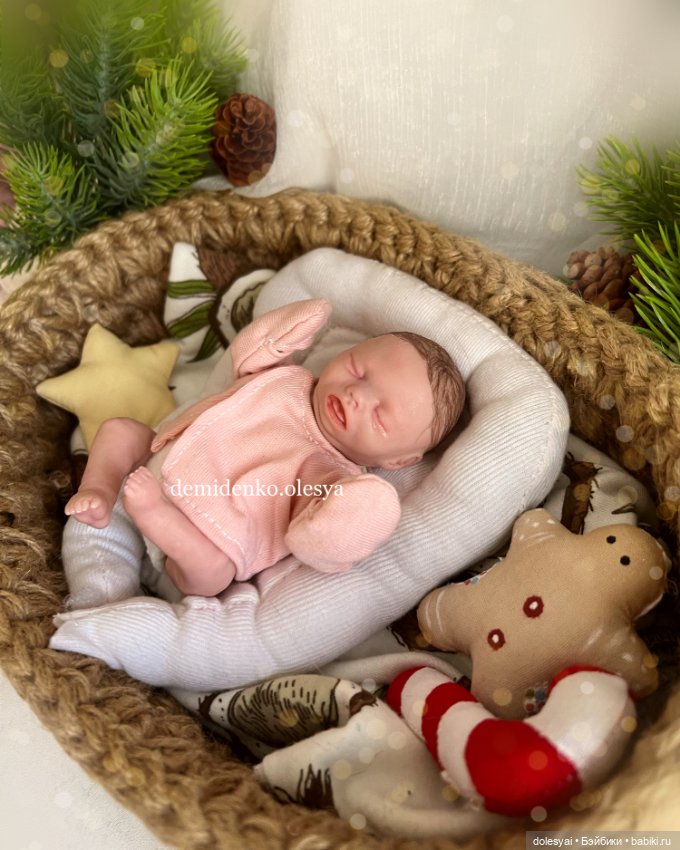 Плакса Эмилия — Авторские миниатюрные куклы: лепка (фото 3)