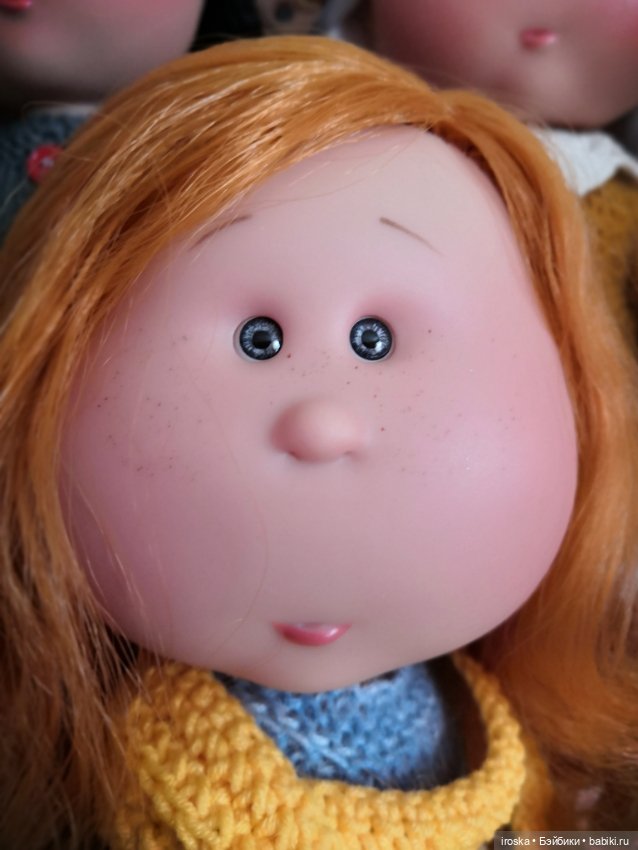 Седьмая булочка — Куклы Nines d'Onil (Нинес): Миа (Mia) (фото 4)
