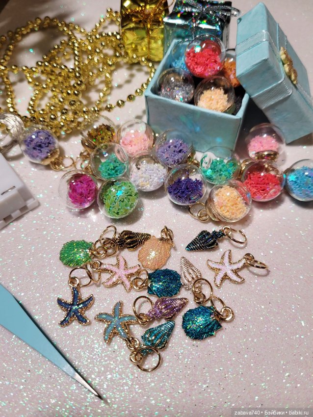 Разноцветный Новый год ! или Кто сказал что ёллочка должна быть зелёной